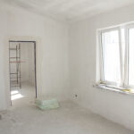 Prace przy budowie nowych mieszkań socjalnych w budynku przy ul. Bohaterów Warszawy dobiegają końca / Marta Gajda