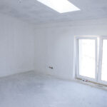 Prace przy budowie nowych mieszkań socjalnych w budynku przy ul. Bohaterów Warszawy dobiegają końca / Marta Gajda