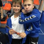 Zawodnicy trenujący w grupach młodzieżowych w Vive Kielce podczas  obozu we Francji / PGE Vive Kielce