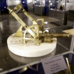 23.03.2016 Jędrzejów. Muzeum im. Przypkowskich. Ekspozycja zegarów słonecznych. / Jarosław Kubalski / Radio Kielce