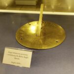 23.03.2016 Jędrzejów. Muzeum im. Przypkowskich. Ekspozycja zegarów słonecznych. / Jarosław Kubalski / Radio Kielce