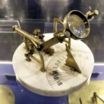 23.03.2016 Jędrzejów. Muzeum im. Przypkowskich. Ekspozycja zegarów słonecznych. / Jarosław Kubalski / Radio Kielce