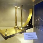 23.03.2016 Jędrzejów. Muzeum im. Przypkowskich. Ekspozycja zegarów słonecznych. / Jarosław Kubalski / Radio Kielce