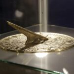 23.03.2016 Jędrzejów. Muzeum im. Przypkowskich. Ekspozycja zegarów słonecznych. / Jarosław Kubalski / Radio Kielce