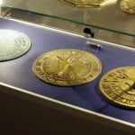 23.03.2016 Jędrzejów. Muzeum im. Przypkowskich. Ekspozycja zegarów słonecznych. / Jarosław Kubalski / Radio Kielce