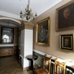 23.03.2016 Jędrzejów. Muzeum im. Przypkowskich. Dawna poczekalnia doktora Feliksa Przypkowskiego. / Jarosław Kubalski / Radio Kielce