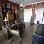 23.03.2016 Jędrzejów. Muzeum im. Przypkowskich. Gabinet lekarski. Podczas I wojny światowej kwaterował tu Józef Piłsudski. / Jarosław Kubalski / Radio Kielce