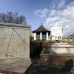 23.03.2016 Jędrzejów. Muzeum im. Przypkowskich. Ogród. / Jarosław Kubalski / Radio Kielce