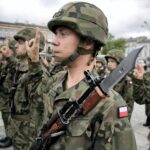 03.06.2016 Kielce. Elewi szkolący się na Bukówce złożyli przysięgę na Placu Wolności. / Jarosław Kubalski / Radio Kielce