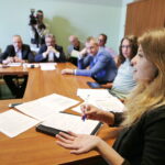 07.07.2016 Kielce. Spotkanie konsultacyjne radnych z inicjatorami powołania Młodzieżowej Rady Miasta. / Jarosław Kubalski / Radio Kielce