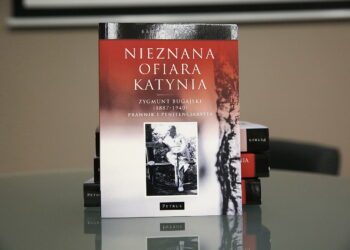 09.10.2018 Kielce. Przystanek Historia IPN. Spotkanie poświęcone książce Bartosza Kułana „Nieznana ofiara Katynia” / Jarosław Kubalski / Radio Kielce