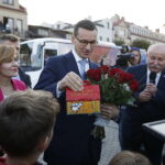 13.10.2018 Opatów. Premier Mateusz Morawiecki spotkał się z mieszkańcami miasta / Jarosław Kubalski / Radio Kielce