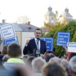 13.10.2018 Opatów. Premier Mateusz Morawiecki spotkał się z mieszkańcami miasta / Jarosław Kubalski / Radio Kielce