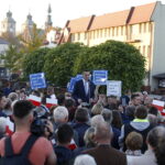 13.10.2018 Opatów. Premier Mateusz Morawiecki spotkał się z mieszkańcami miasta / Jarosław Kubalski / Radio Kielce