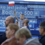 13.10.2018 Opatów. Premier Mateusz Morawiecki spotkał się z mieszkańcami miasta / Jarosław Kubalski / Radio Kielce