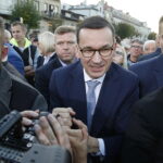 13.10.2018 Opatów. Premier Mateusz Morawiecki spotkał się z mieszkańcami miasta / Jarosław Kubalski / Radio Kielce