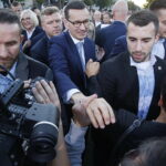 13.10.2018 Opatów. Premier Mateusz Morawiecki spotkał się z mieszkańcami miasta / Jarosław Kubalski / Radio Kielce