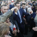 13.10.2018 Opatów. Premier Mateusz Morawiecki spotkał się z mieszkańcami miasta / Jarosław Kubalski / Radio Kielce