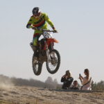 14.10.2018 Dębska Wola. „100 minut dla 100-lecia” - zawody motocrossowe na 100 lecie odzyskania niepodległości Polski / Jarosław Kubalski / Radio Kielce