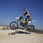 14.10.2018 Dębska Wola. „100 minut dla 100-lecia” - zawody motocrossowe na 100 lecie odzyskania niepodległości Polski / Jarosław Kubalski / Radio Kielce