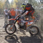 14.10.2018 Dębska Wola. „100 minut dla 100-lecia” - zawody motocrossowe na 100 lecie odzyskania niepodległości Polski / Jarosław Kubalski / Radio Kielce