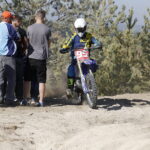 14.10.2018 Dębska Wola. „100 minut dla 100-lecia” - zawody motocrossowe na 100 lecie odzyskania niepodległości Polski / Jarosław Kubalski / Radio Kielce