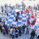 14.10.2018 Kielce. WDK. Turniej szachowy i pokaz żywych szachów / Jarosław Kubalski / Radio Kielce