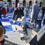 14.10.2018 Kielce. WDK. Turniej szachowy i pokaz żywych szachów / Jarosław Kubalski / Radio Kielce