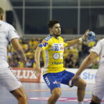 14.10.2018 Kielce. Mecz Ligi Mistrzów PGE Vive Kielce - Vardar Skopje. Alex Dujszebajew / Jarosław Kubalski / Radio Kielce