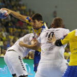 14.10.2018 Kielce. Mecz Ligi Mistrzów PGE Vive Kielce - Vardar Skopje. Luka Cindric / Jarosław Kubalski / Radio Kielce