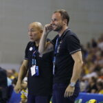 14.10.2018 Kielce. Mecz Ligi Mistrzów PGE Vive Kielce - Vardar Skopje. Talant Dujszebajew i Uros Zorman / Jarosław Kubalski / Radio Kielce