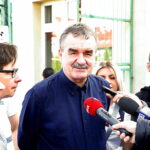 17.10.2018 Kielce. Konferencja z udziałem prezydenta Kielc Wojciecha Lubawskiego oraz kandydatów na radnych z Porozumienia Samorządowego Wojciecha Lubawskiego. Sylwia Cedro - Kaczmarczyk, Mariusz Olszewski, prezydent Wojciech Lubawski, Wioletta Mastalerz i Tomasz Bracichowicz / Jarosław Kubalski / Radio Kielce