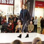 20.10.2018 Kielce. IV Akademia Off Fashion. Pokaz mody w galerii handlowej Echo / Jarosław Kubalski / Radio Kielce