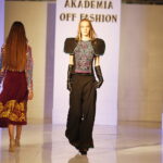 20.10.2018 Kielce. IV Akademia Off Fashion. Pokaz mody w galerii handlowej Echo / Jarosław Kubalski / Radio Kielce