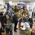 23.10.2018 Kielce. Akademickie targi pracy na PŚk / Jarosław Kubalski / Radio Kielce