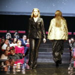 25.10.2018 Kielce. IV Akademia Off Fashion. Pokaz mody w KCK. Kolekcja Angeliki Józefczyk / Jarosław Kubalski / Radio Kielce