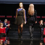 25.10.2018 Kielce. IV Akademia Off Fashion. Pokaz mody w KCK. Kolekcja Angeliki Józefczyk / Jarosław Kubalski / Radio Kielce