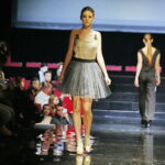 25.10.2018 Kielce. IV Akademia Off Fashion. Pokaz mody w KCK. Kolekcja Ewy Łukawskiej / Jarosław Kubalski / Radio Kielce