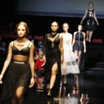 25.10.2018 Kielce. IV Akademia Off Fashion. Pokaz mody w KCK. Kolekcja Ewy Łukawskiej / Jarosław Kubalski / Radio Kielce