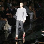 26.10.2018 Kielce. KCK Duża scena. IV Akademia Off Fashion. Kolekcja Deni Cler / Jarosław Kubalski / Radio Kielce