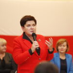 29.10.2018 Radlin. Wicepremier Beata Szydło podczas spotkania z mieszkańcami poparła kandydatkę na wójta Górna Annę Michalską / Jarosław Kubalski / Radio Kielce
