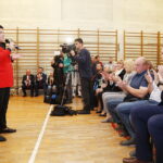 29.10.2018 Radlin. Wicepremier Beata Szydło podczas spotkania z mieszkańcami poparła kandydatkę na wójta Górna Annę Michalską / Jarosław Kubalski / Radio Kielce