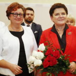 29.10.2018 Radlin. Wicepremier Beata Szydło podczas spotkania z mieszkańcami poparła kandydatkę na wójta Górna Annę Michalską. Anna Michalska i wicepremier Beata Szydło / Jarosław Kubalski / Radio Kielce