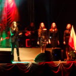 Koncert uwielbienia i dziękczynienia za niepodległość 100 lat wolności we Włostowie / Emilia Sitarska / Radio Kielce