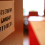 25.10.2015 Kielce. Obwodowa Komisja Wyborcza nr 53. Wybory do Sejmu i Senatu / Wojciech Habdas / Radio Kielce