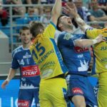Pierwszy mecz finału PGNiG Superligi piłkarzy ręcznych: Orlen Wisła Płock - PGE Vive Kielce / Krzysztof Bujnowicz / Radio Kielce