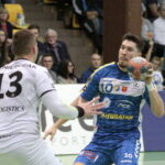 6. kolejka PGNiG Superligi piłkarzy ręcznych: Piotrkowianin Piotrków T. - PGE Vive Kielce / Krzysztof Bujnowicz / Radio Kielce