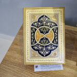 Odsłonięcie chaczkara i wystawa prac uczniów z udziałem ambasadora Armenii w kieleckim Plastyku / Mateusz Kaczmarczyk / Radio Kielce