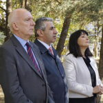 Odsłonięcie chaczkara i wystawa prac uczniów z udziałem ambasadora Armenii w kieleckim Plastyku / Mateusz Kaczmarczyk / Radio Kielce