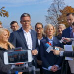 Konferencja PSL z udziałem przewodniczącego Władysława Kosiniaka- Kamysza i kandydatów w wyborach samorządowych. Przemawia Adam Jarubas - marszałek województwa świętokrzyskiego  / Michał Kita / Radio Kielce